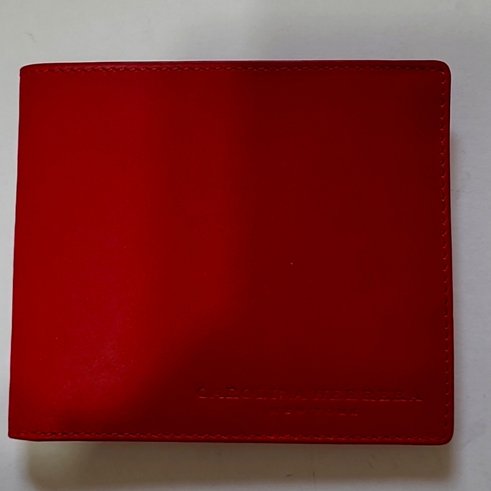 Carolina Herrero Wallet